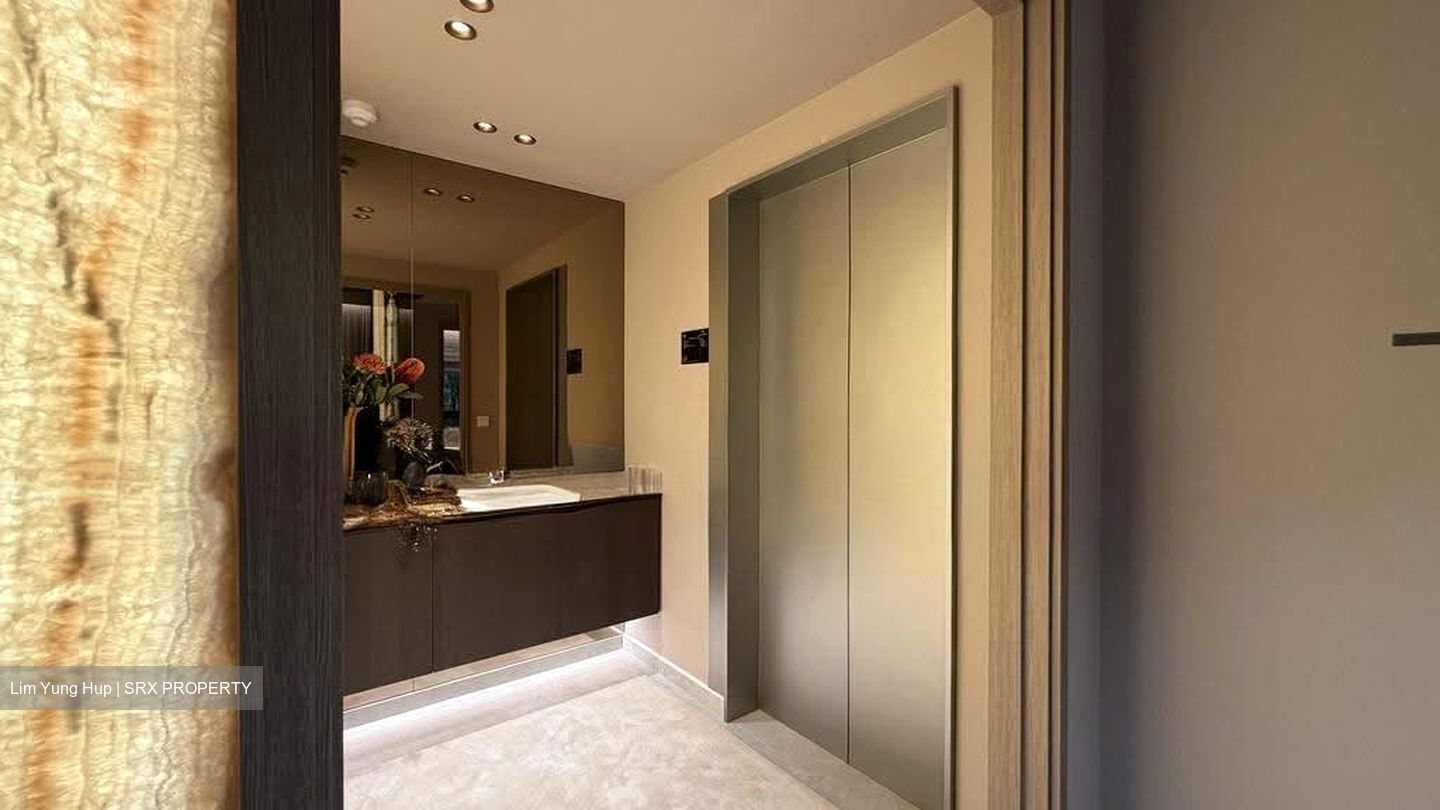 River Modern (D9), Apartment #616674891